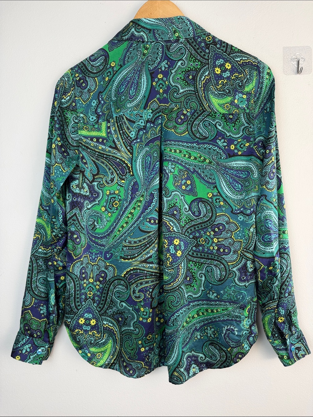 L’Agence Tyler Silk Blouse Deep Lagoon Paisley Bandana Button Up Long Sleeve XST - Picture 9 of 16